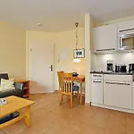 Schaumburg 10 *